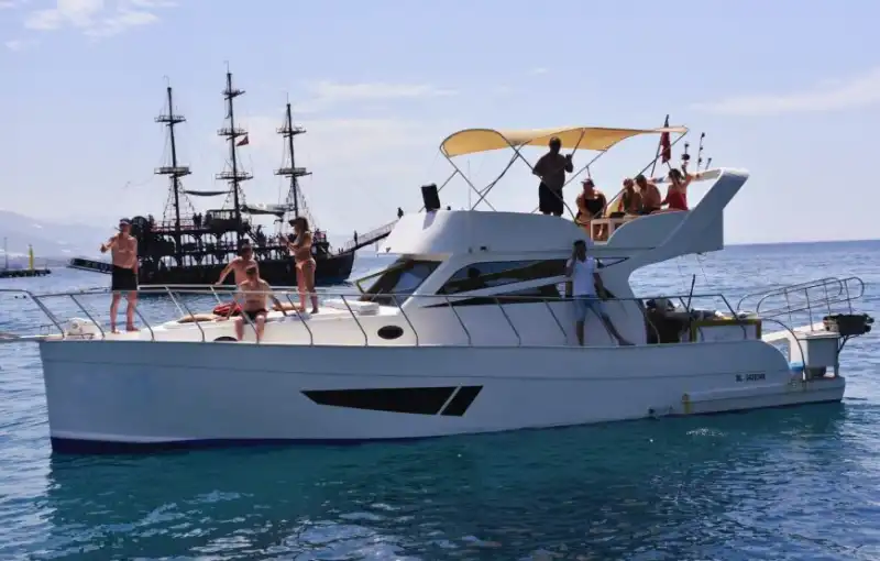 Private Boat in Alanya’s Unique Nature