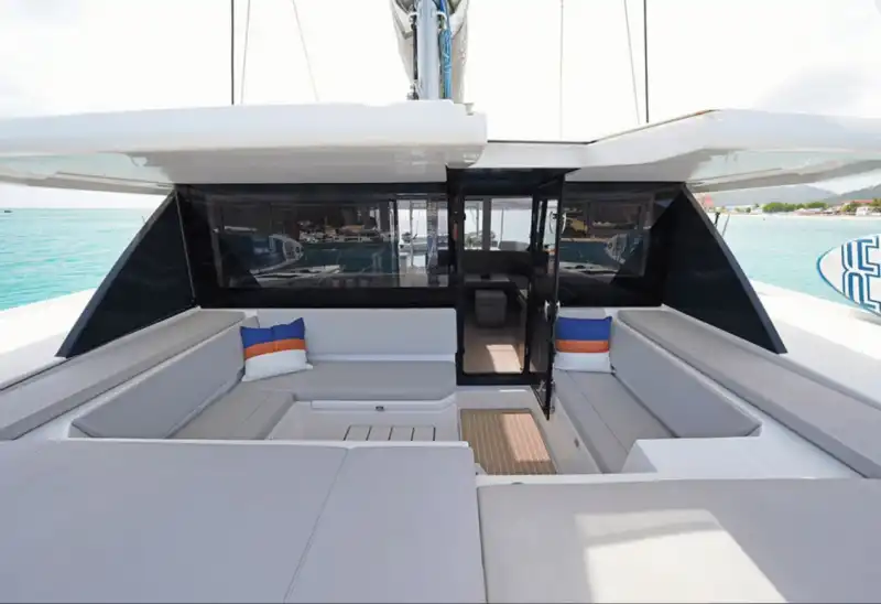 Göcek'te Muhteşem Katamaran ile Unutulmaz Bir Konaklamalı Mavi Yolculuk Deneyimi