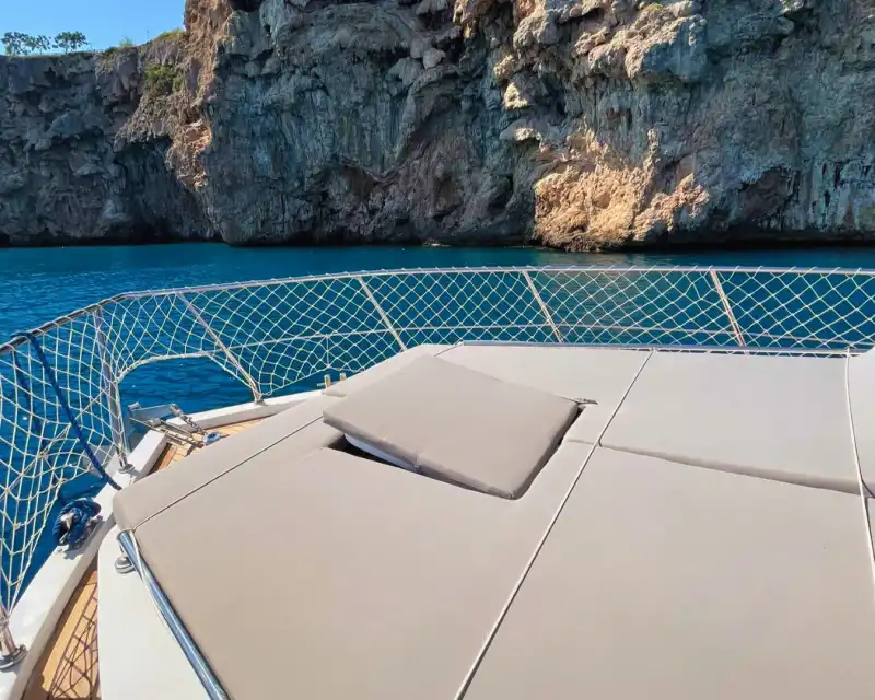 Antalya'da Günübirlik Özel Yapım Motoryat: 13 Metre 10 Kişiye Kadar