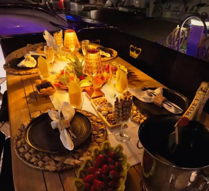 Роскошное Плавание и Частные Мероприятия на Моторной Яхте Antalya Princess