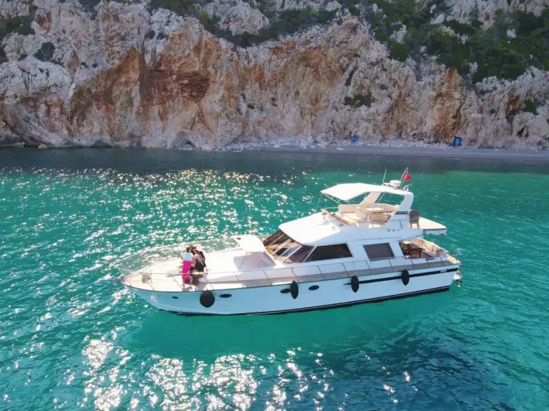 Blue Cruise on a Custom-Built Motor Yacht in Antalya: 3 Cabins, Comfortable Experience for 6 Guests