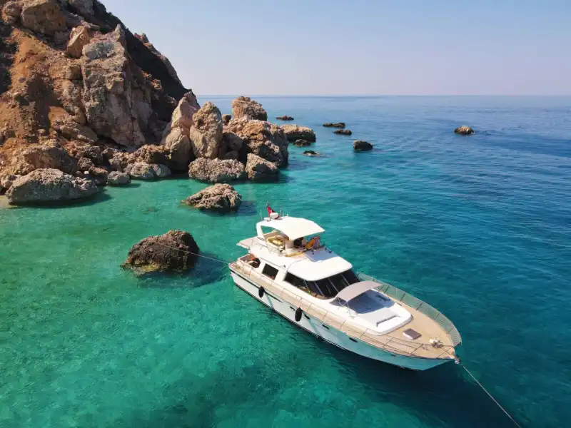 Blue Cruise on a Custom-Built Motor Yacht in Antalya: 3 Cabins, Comfortable Experience for 6 Guests