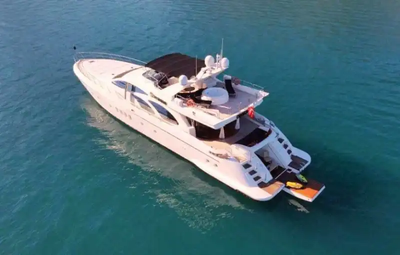 Antalya’nın Eşsiz Güzelliklerinde, 30 Metre Uzunluğunda, 12 Kişilik Lüks Yat