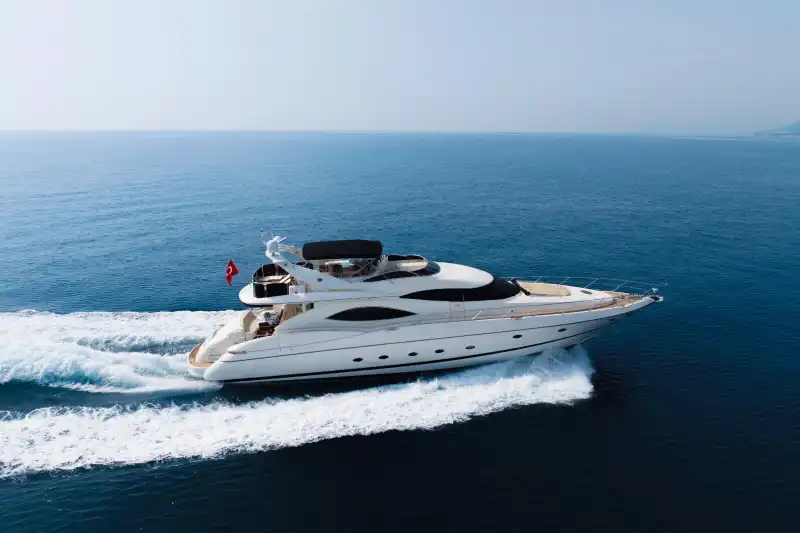 Роскошный и комфортный опыт «Голубого круиза» на яхте Sunseeker 27 метров в Анталье