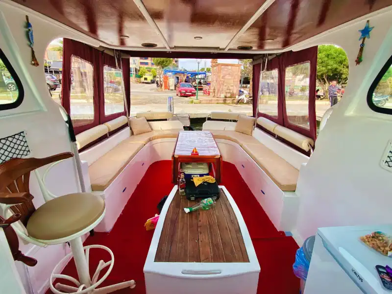 9-Meter Private Rental Boat in Ayvalık: Perfect for Sightseeing and Swimming