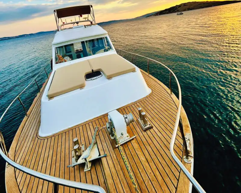 Day & Hourly Boat Trips in Ayvalık’s Stunning Waters on an 11-Meter Private Yacht