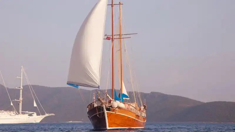 Discover Bodrum’s Enchanting Bays Aboard a 6-Cabin Luxury Gulet