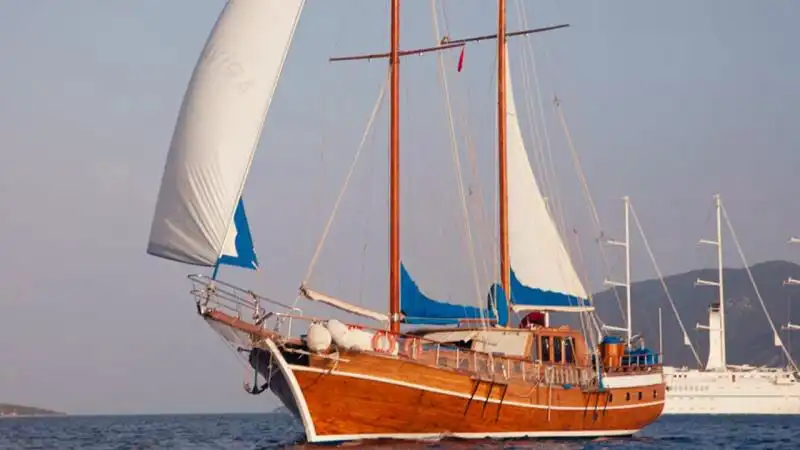 Discover Bodrum’s Enchanting Bays Aboard a 6-Cabin Luxury Gulet