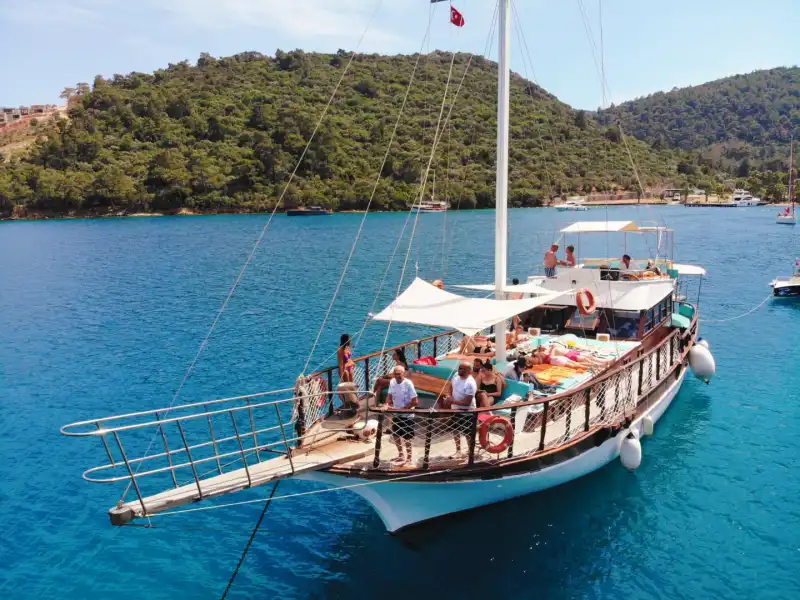 Luxury Daily Yacht Experience on a 14-Meter, 8-Person Boat in Bodrum