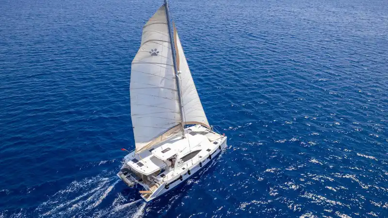 Bodrum'un Eşsiz Koylarında, Leopard 48 Katamaran ile Unutulmaz Deniz Turu