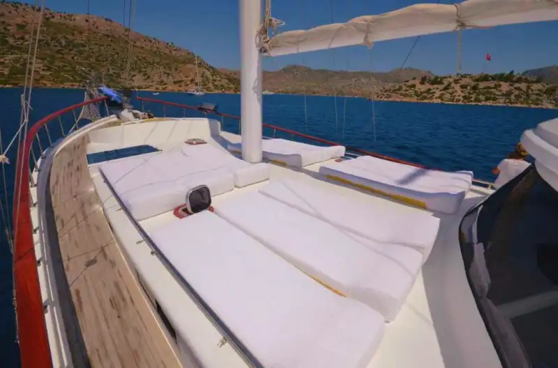 Marmaris Bozburun’un Sakin Sularında 5 Kabinli Lüks Gulet Tatili