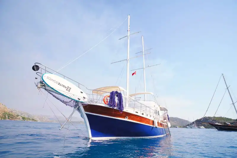 Marmaris Bozburun’da 5 Kabinli Gulet ile 10 Kişilik Konforlu Deniz Tatili