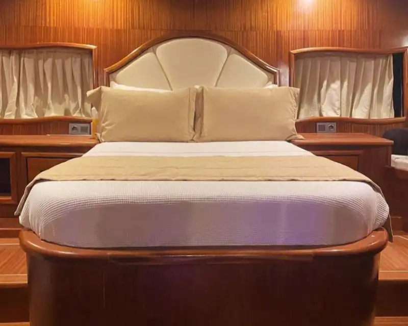 Marmaris Bozburun Çıkışlı 5 Kabinli Gulet: 10 Kişilik Lüks Mavi Yolculuk