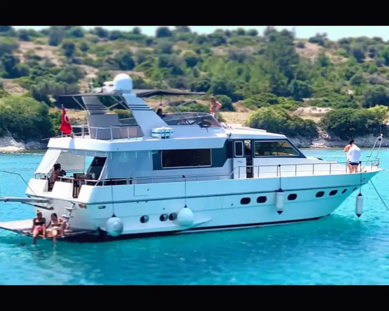 Feel the Freedom on the Crystal-Clear Waters of Çeşme with Bamboule