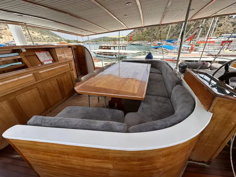 Demre'nin Sıcacık Denizinde Günübirlik veya Konaklamalı 8 Kabinli Gulet