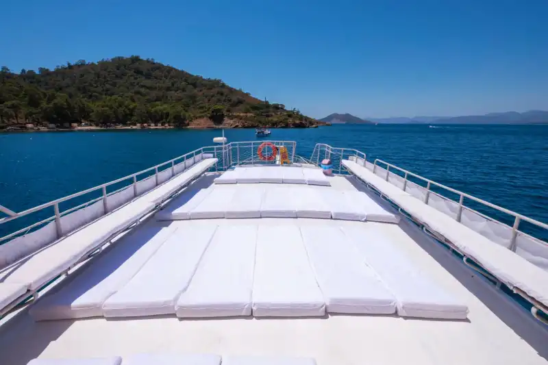 Perfect for Bachelor Parties, Birthdays & Group Boat Tours