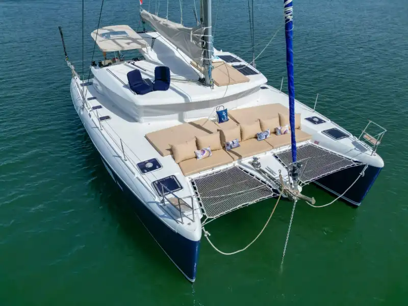 Denizin Üzerinde Lüks ve Konfor: Fethiye Çıkışlı 4 Kabinli, 8 Kişilik Katamaran Deneyimi