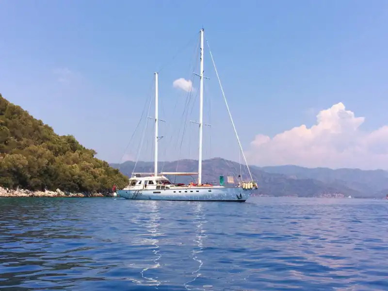 Частная аренда гулеты в Фетхие: Комфорт, роскошь и опытный экипаж!