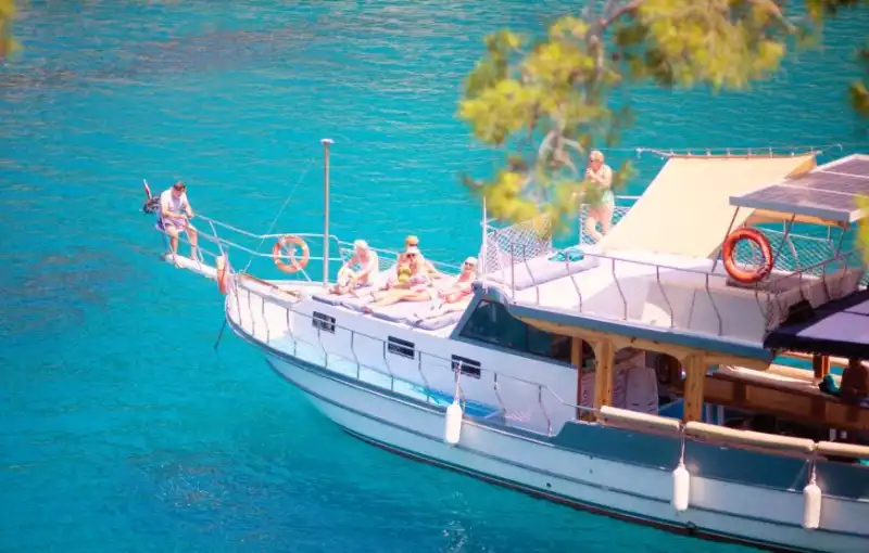 An Unforgettable Day with an 18-Person VIP Boat in Ölüdeniz, Muğla