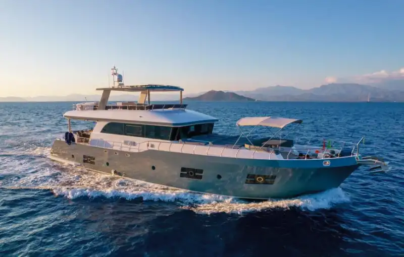 Откройте для себя величие Фетхие на 24-метровой частной яхте