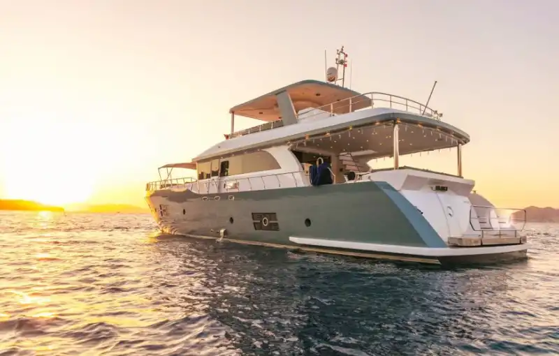 Откройте для себя величие Фетхие на 24-метровой частной яхте