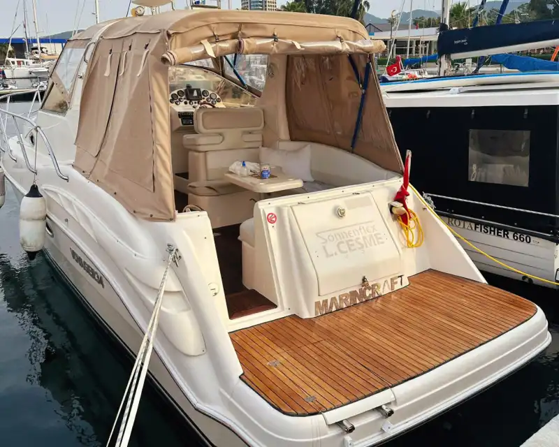 Göcek’in Maviliklerinde 8 Kişilik Motoryat Kiralama Deneyimi