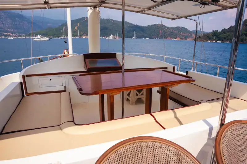 12 Kişiye Kadar Konaklama İmkanı Sunan Özel Gulet Kiralama!