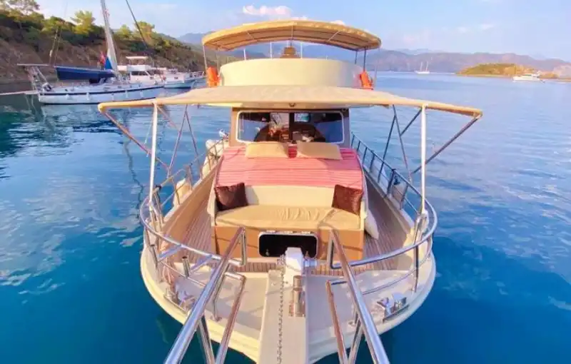 Расслабьтесь и наслаждайтесь морем – Аренда гулеты в Гёчеке!