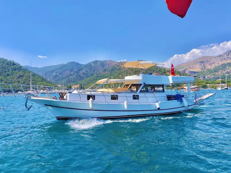 Daily & Overnight Gulet Tours – Unforgettable Moments in Göcek!