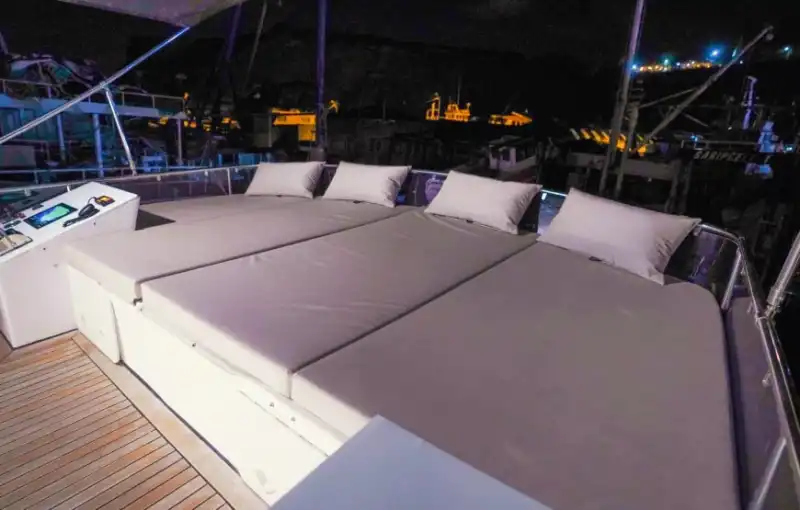 Cruising in Göcek with a Comfortable and Stylish Trawler Yacht for 12 People