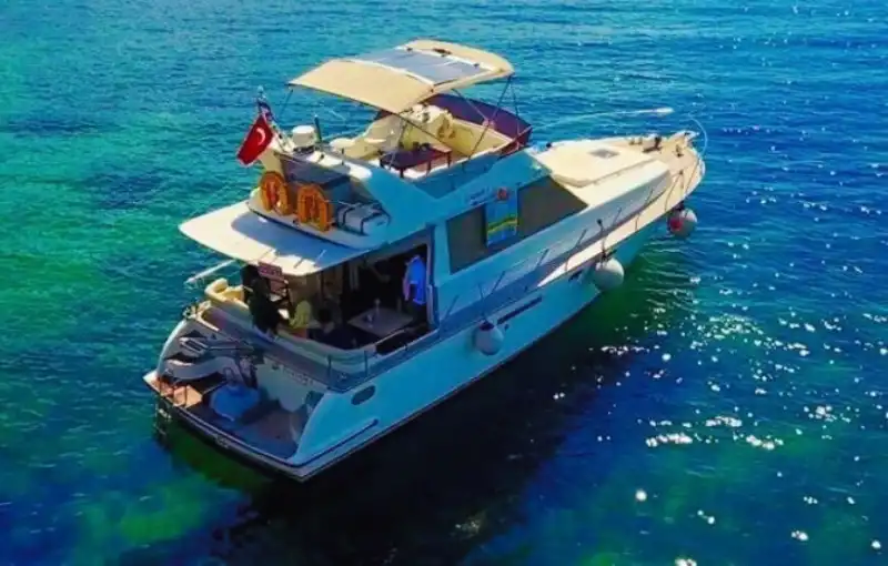 Доступный и комфортный яхтенный отдых в Гёчеке!