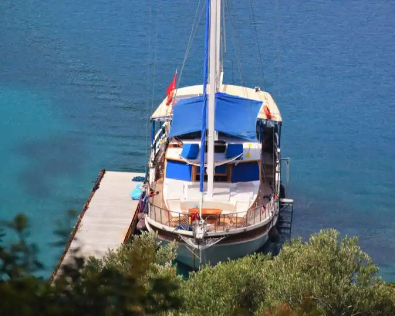 Spacious 3-Cabin Gulet – Relax and Enjoy the Serenity of the Sea