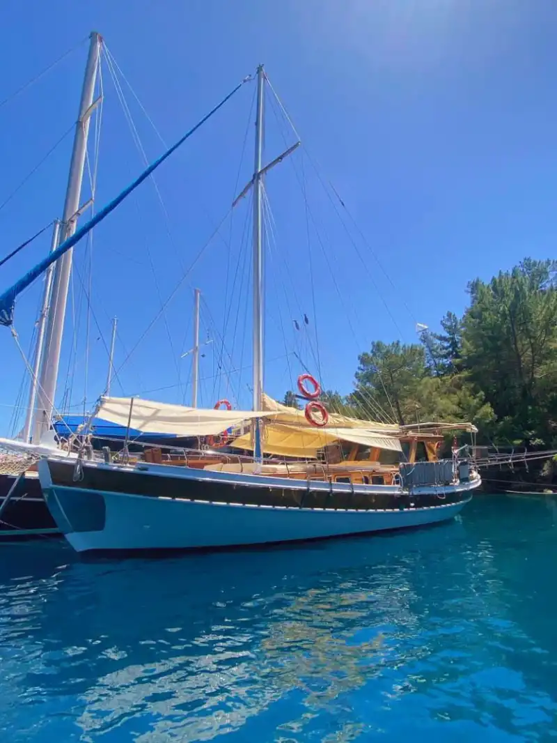 Насладитесь спокойствием на 16-метровой роскошной гулете в Гёчеке