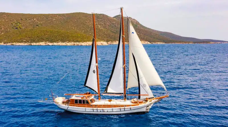 Konfor ve Lüksün Buluştuğu Gulet – 6 Kişilik Kapasiteyle Göcek’te