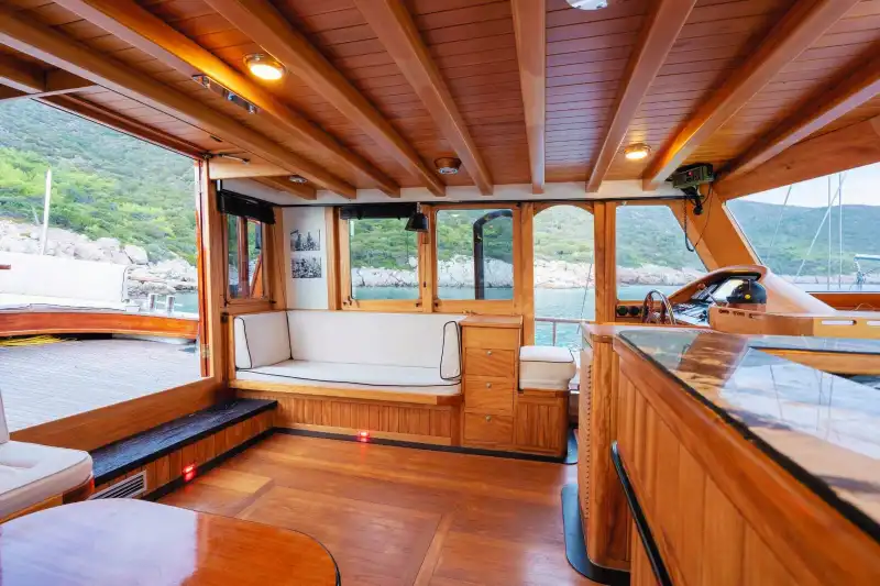 Konfor ve Lüksün Buluştuğu Gulet – 6 Kişilik Kapasiteyle Göcek’te