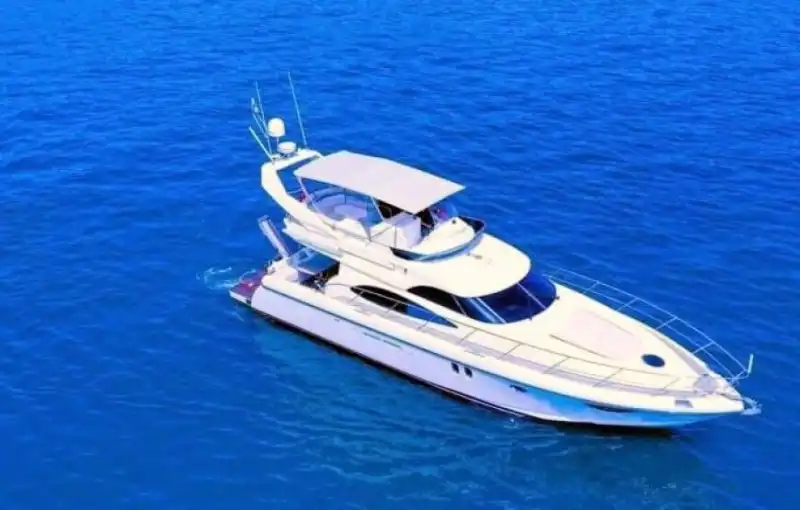 Ежедневный или полный тур Blue с размещением в Гёджеке на яхте Diana Brand