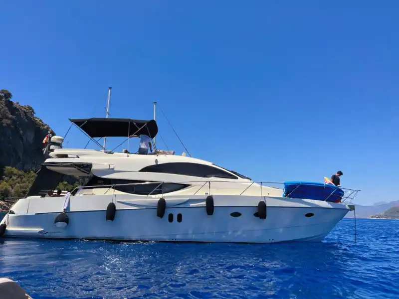 Luxury Italian Motor Yacht Rental in Göcek