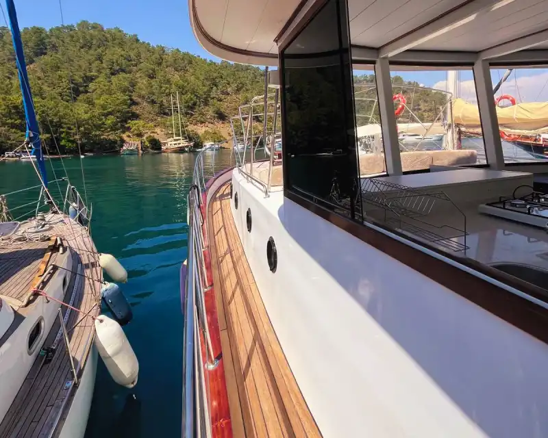 Комфортная 13,5-метровая гулета в Гёчеке – До 10 гостей!