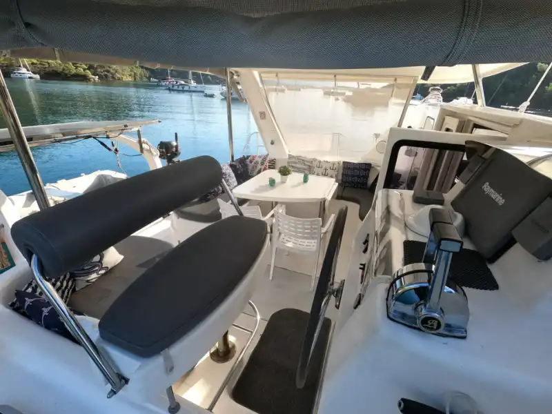 Göcek'te Aileler ve Arkadaş Grupları İçin Mükemmel Catamaran Tatili