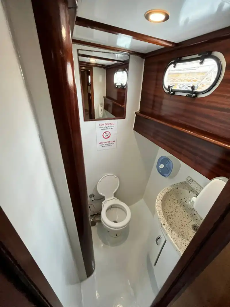 Доступная аренда лодки для отдыха на море в Каше