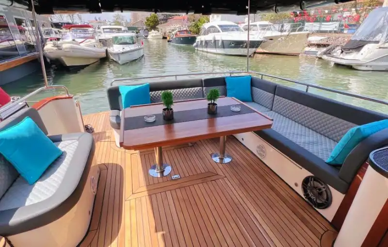 Anadolu Hisarı Yacht Charter