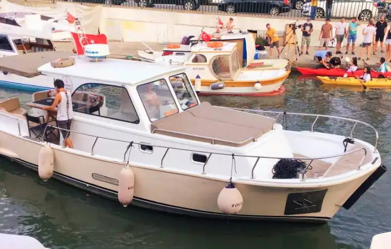 Anadolu Hisarı Tekne