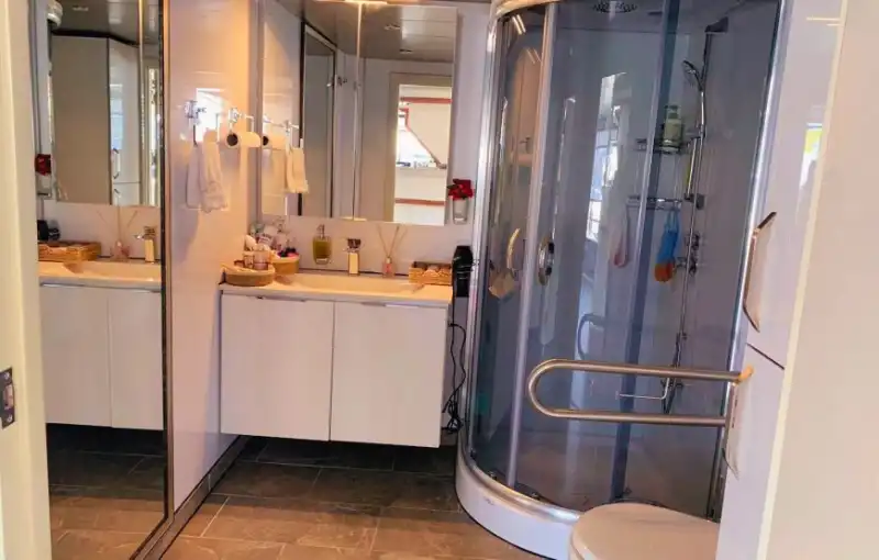 A Luxurious Sea Adventure with a Comfortable and Modern Catamaran in Bodrum!