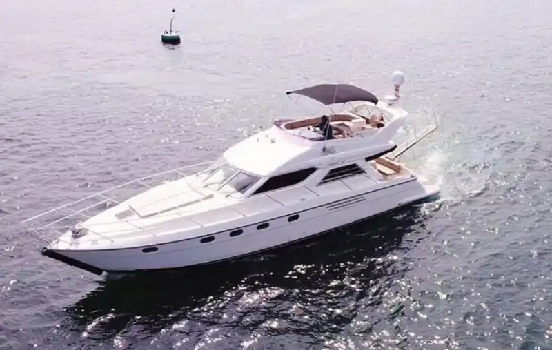 Незабываемый Морской Отдых в Бебеке на Моторной Яхте Princess 15 Метров (Почасовая и Дневная Аренда)