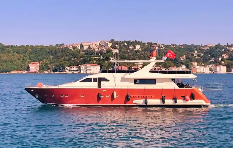 Отправьтесь из Тарабья на индивидуальной яхте в незабываемый круиз