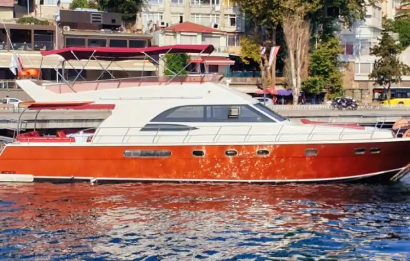 Великолепный день на Босфоре на специально построенной яхте вместимостью 36 человек