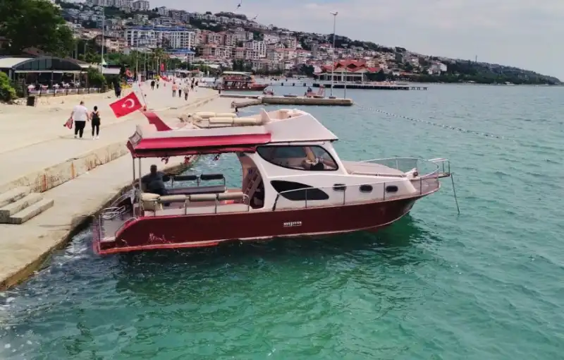Аренда яхты в Бююкчекмедже: незабываемые мероприятия на эксклюзивной моторной яхте