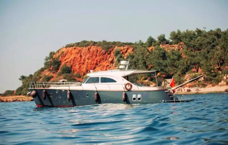 Отправьтесь из Кучукъялы на 14-метровой яхте и ощутите роскошь