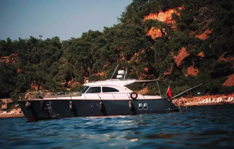 Отправьтесь из Кучукъялы на 14-метровой яхте и ощутите роскошь