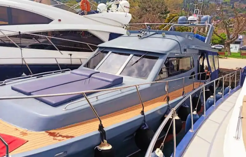 Konaklamalı veya Günübirlik Boğaz Turu – 10 Kişilik Özel Yapım Motoryat